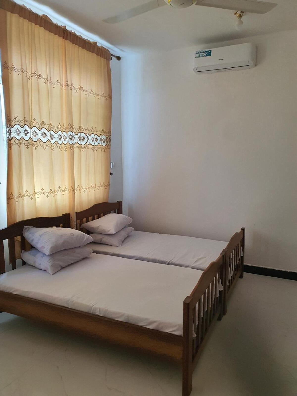 Oceanfront Oasis 2-bedroom Master In Uroa, Zanzibar *
